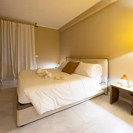 Apartment Vico Chiusetta 5 By Le Di Tati