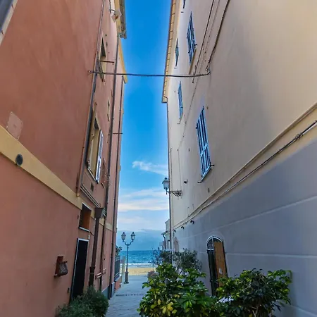 Vico Chiusetta 5 דירה