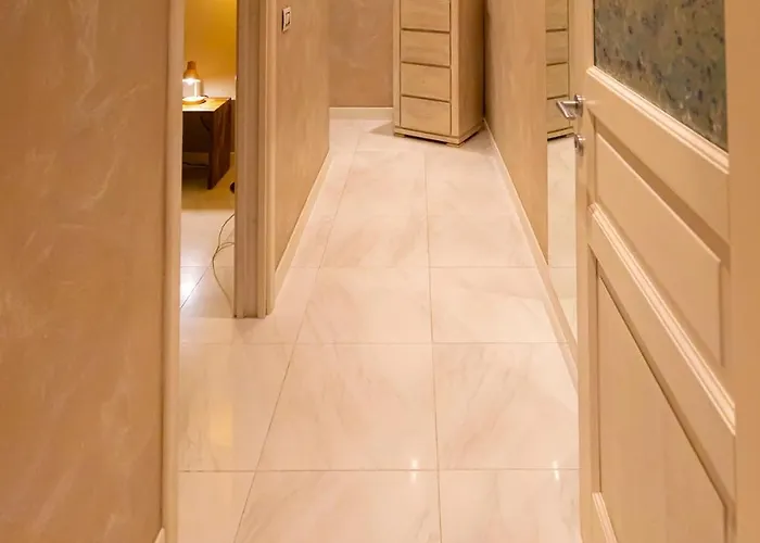 Daire Vico Chiusetta 5 *